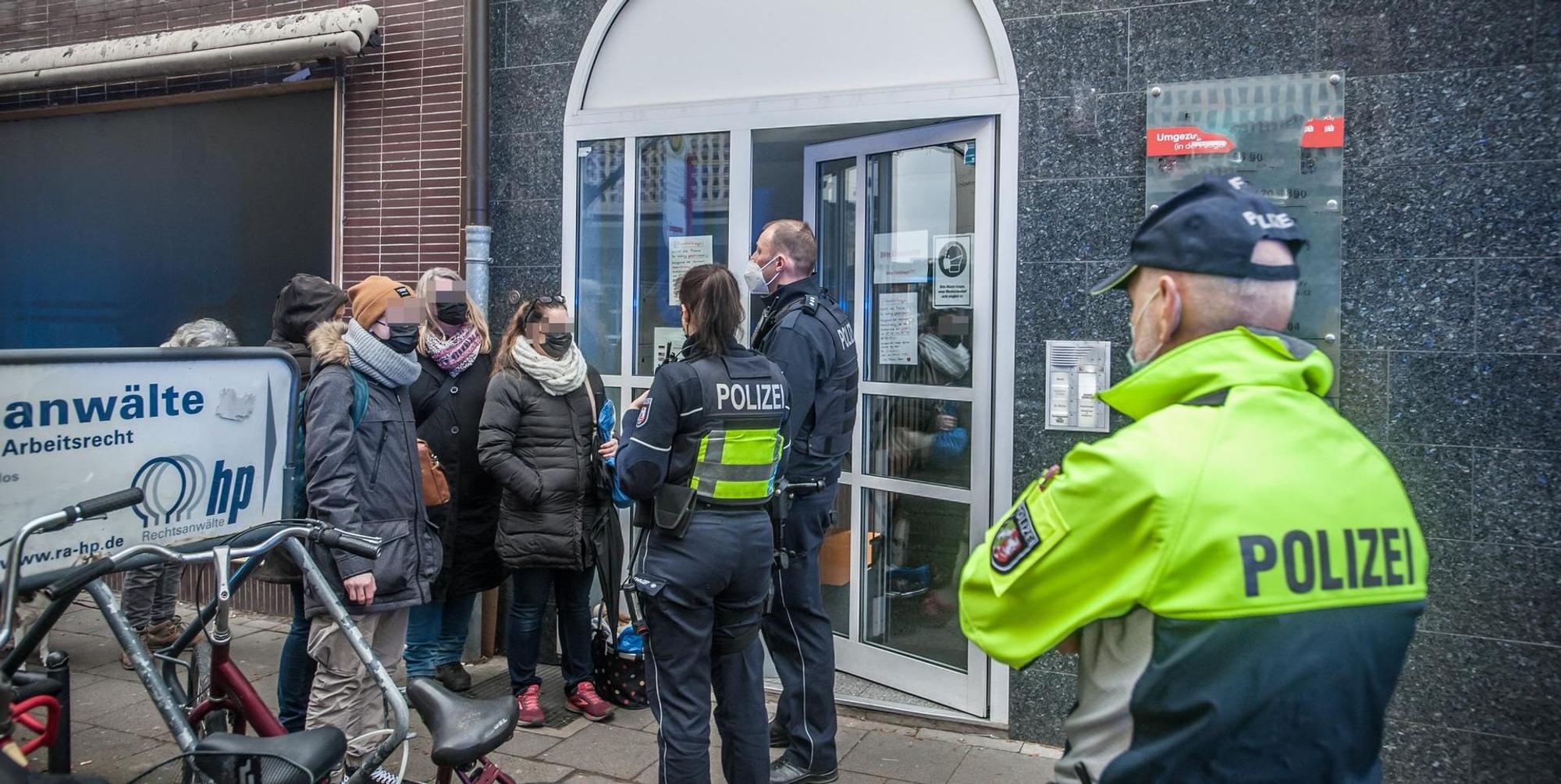 Polizei Opladen Arzt