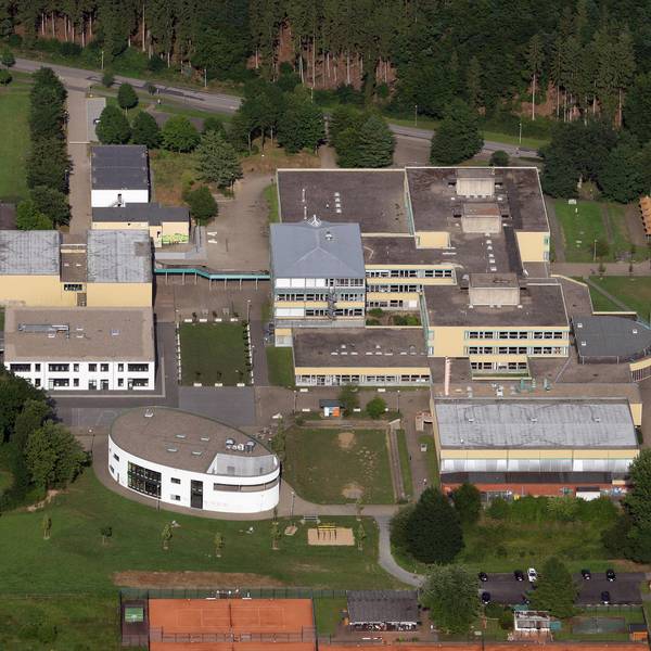 Ov_Schulzentrum_Cyriax