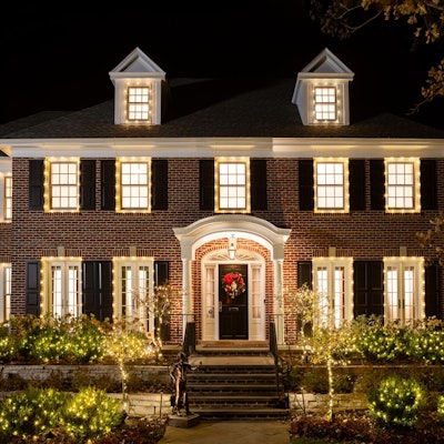 Home-Alone-Airbnb-01-Exterior-Credit-Sarah-Crowley