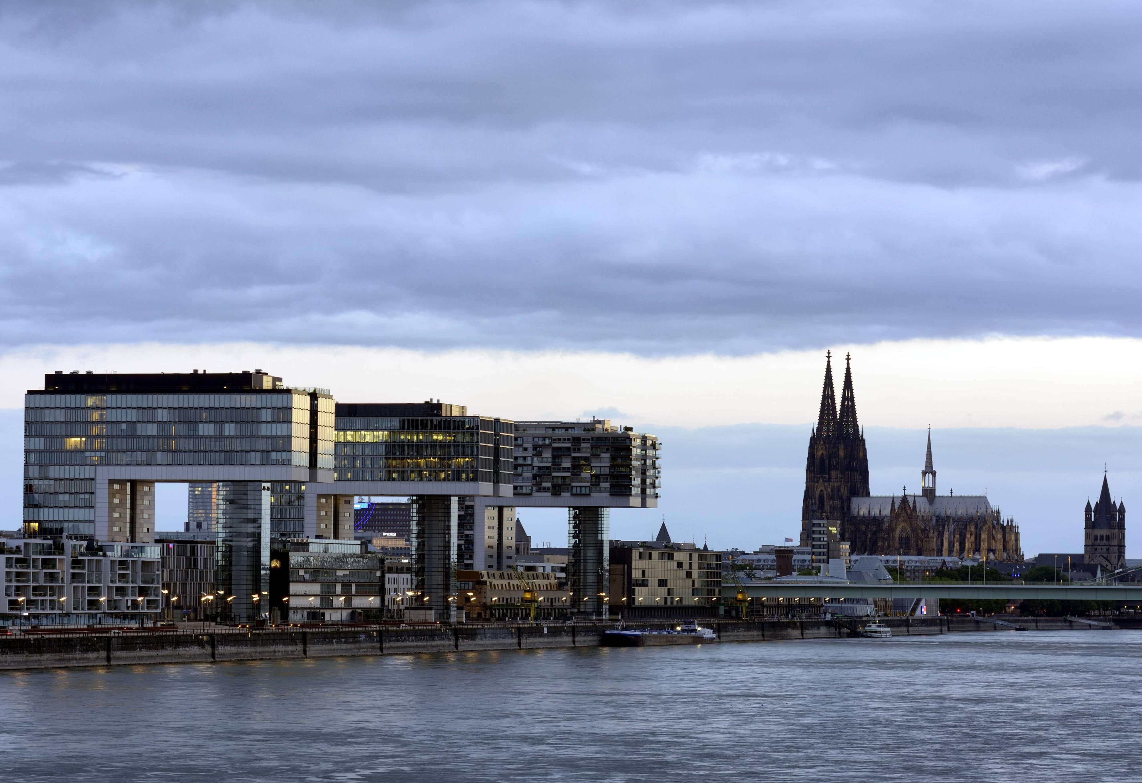 Koeln_Kranhaueser