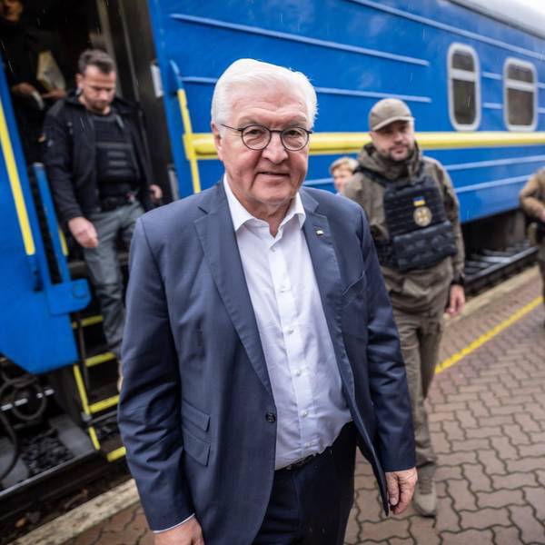 Steinmeier Kiew Zug