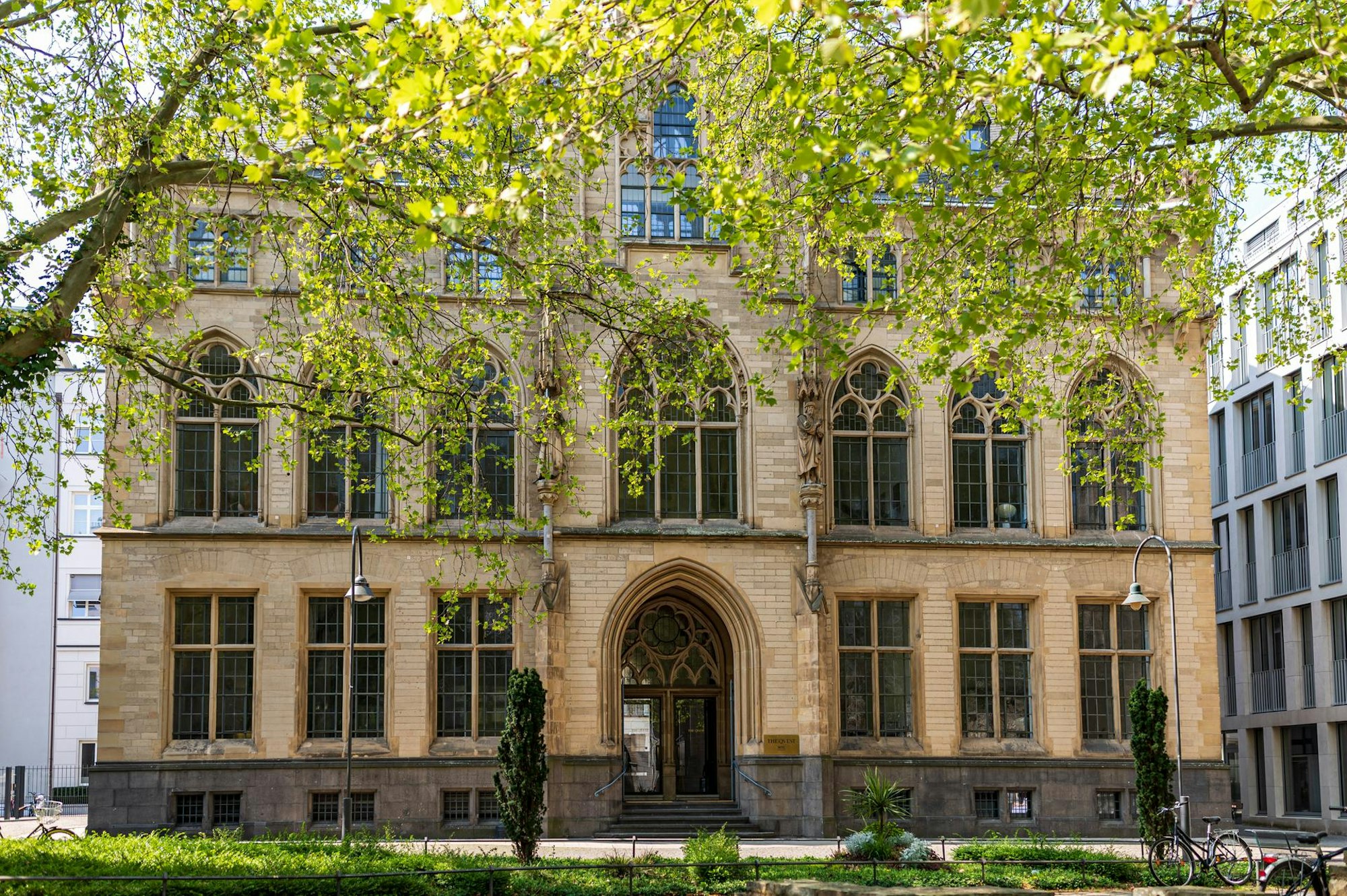 17042020_AR_Stadtarchiv_Gereonskloster_FOS1-1