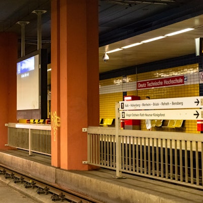 U-Bahn-Tunnel Symbol