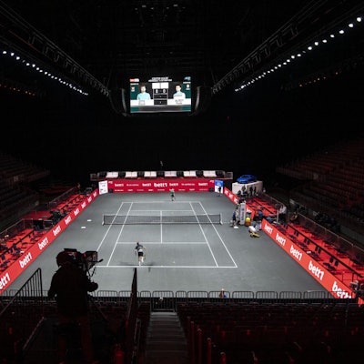 B2B2767C-1CFF-402B-9959-BA56F14C73A6