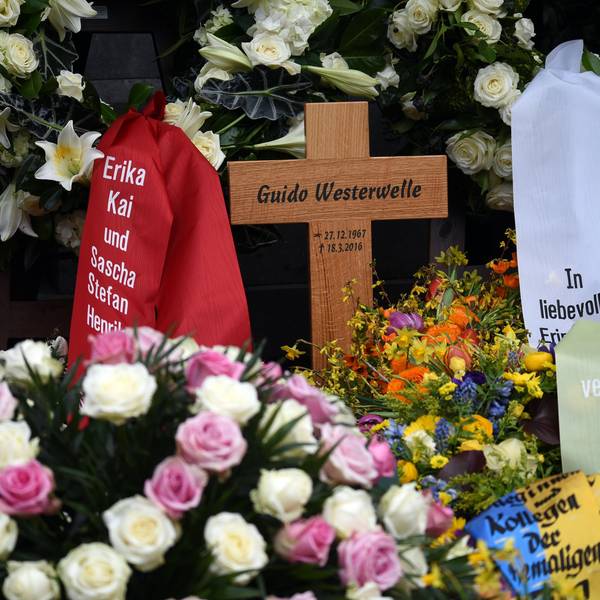 Westerwelle Kreuz Fauxpas 020416