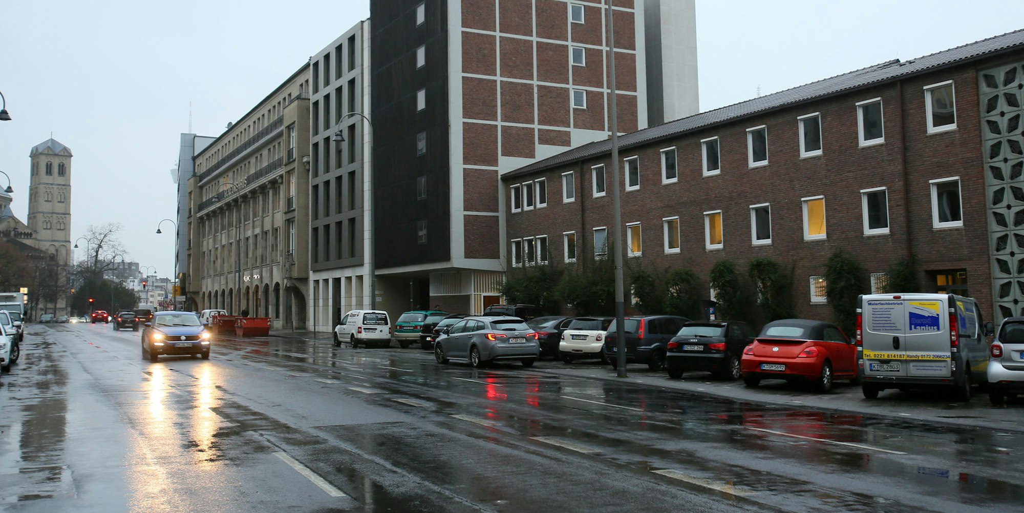 Gereonstraße Neue Haltestelle für Touristenbusse