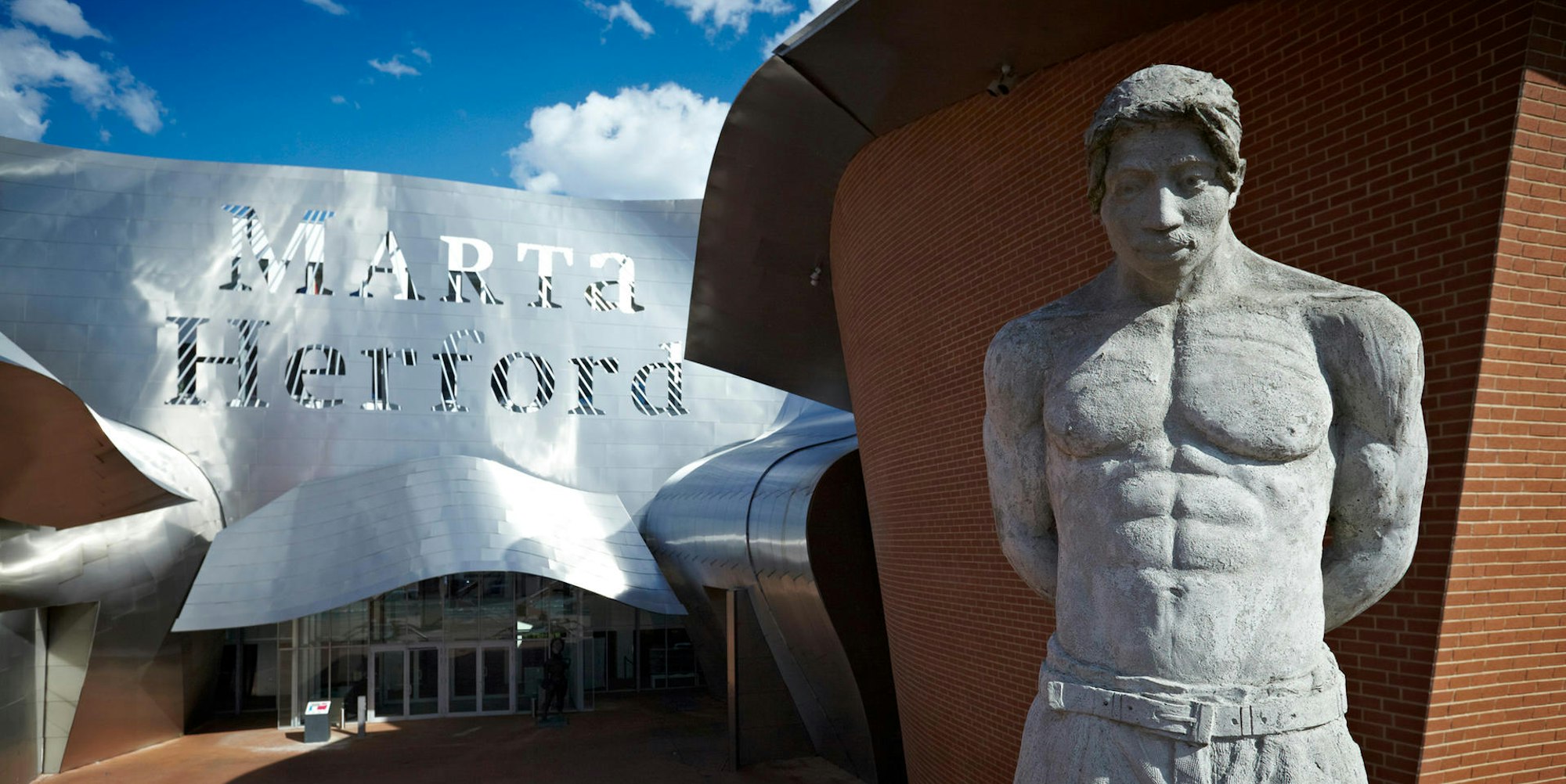 marta_herford_aussen1_helmut_claus