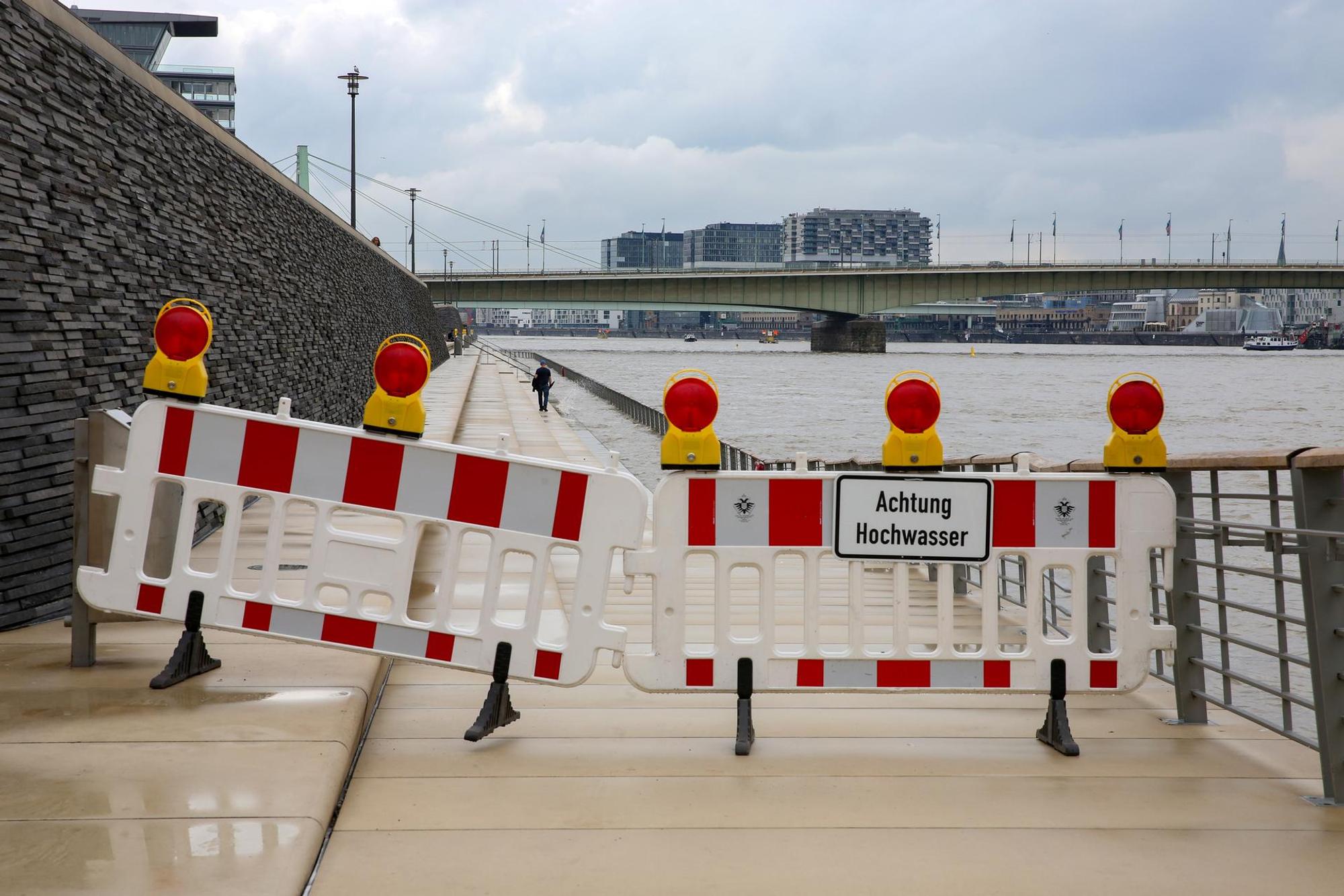 Rheinboulevard Hochwasser