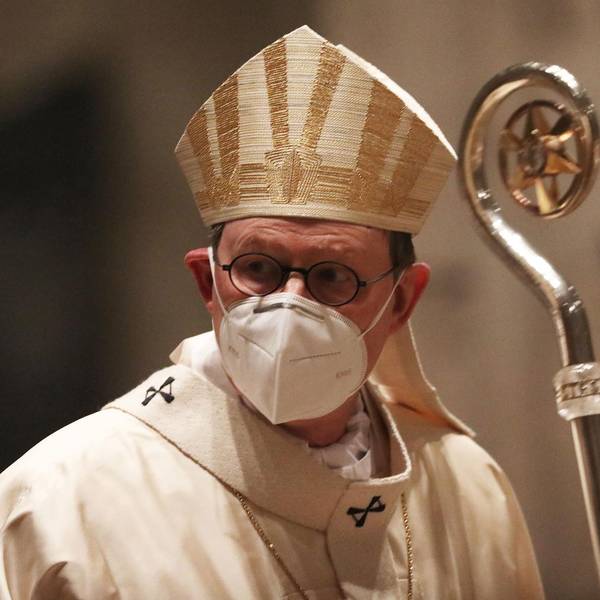 Woelki mit Maske