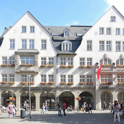 Aachen_Wiki_3.0_BertholdWerner_Münsterplatz