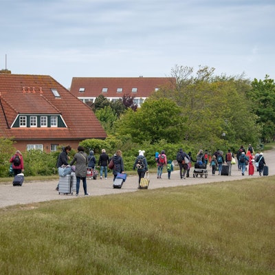 Touristen Spiekeroog dpa