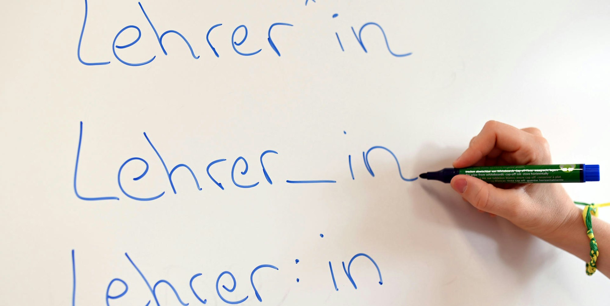 Gendern Symbolbild Tafel