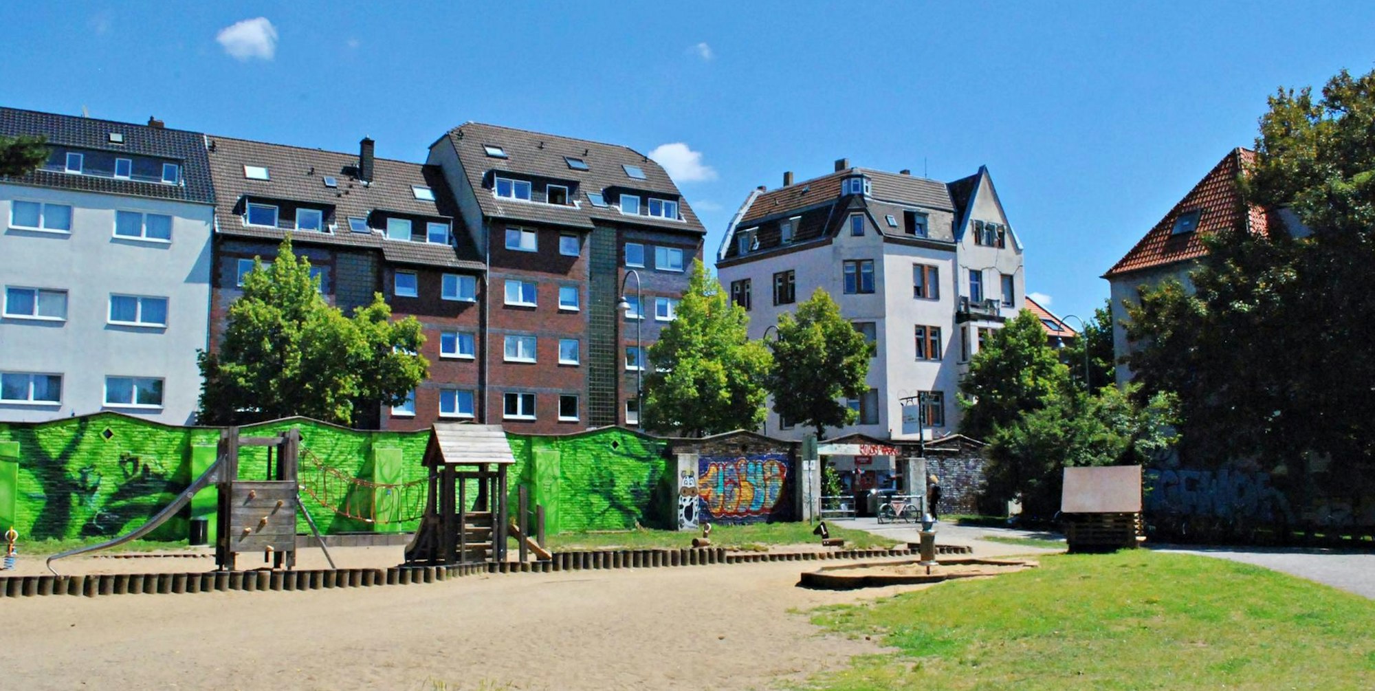 3_Leo-Amann-Park_flo