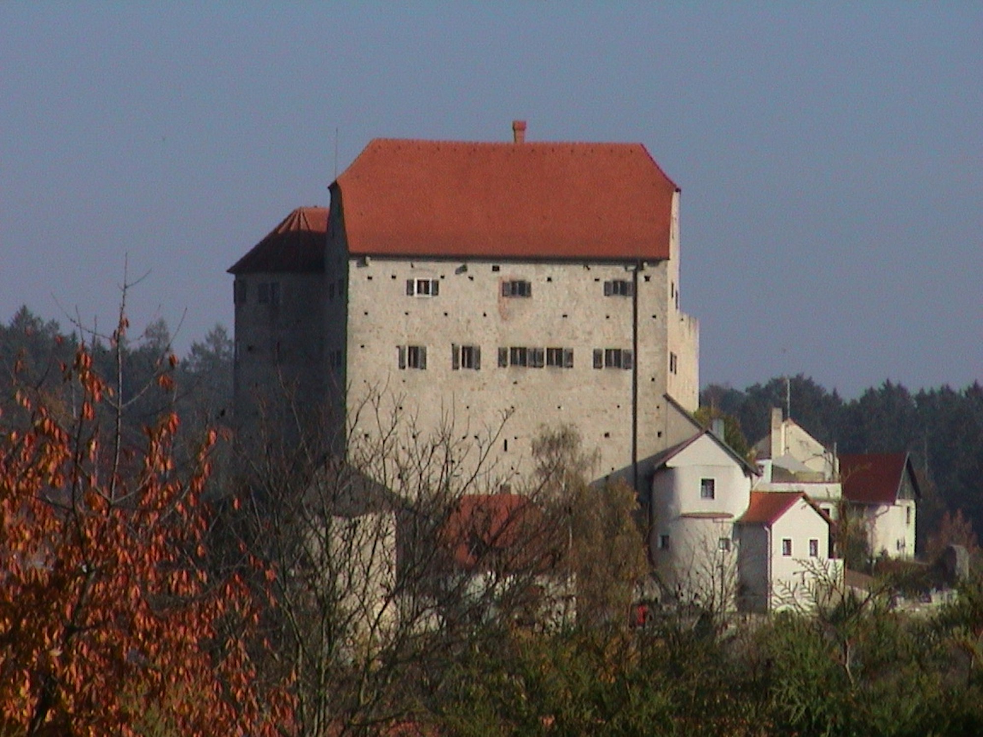 Burg_Wolfsegg01