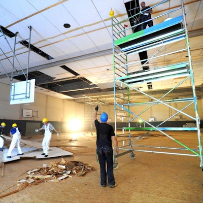 Dreifachhalle Landrat Lucas Deckensanierung