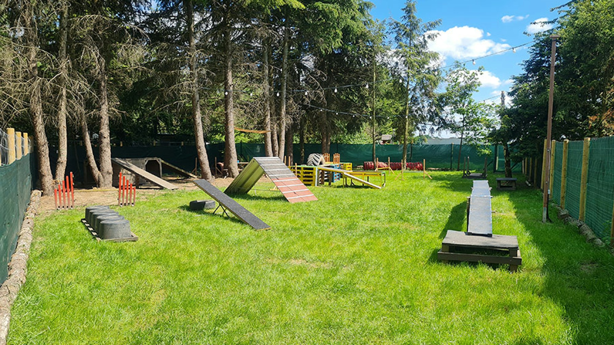 Der Agilityplatz an der Deutzer Kirmes.