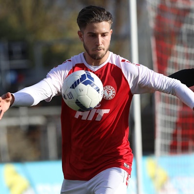 52707AE5-0324-4096-A0BC-E5845318871A