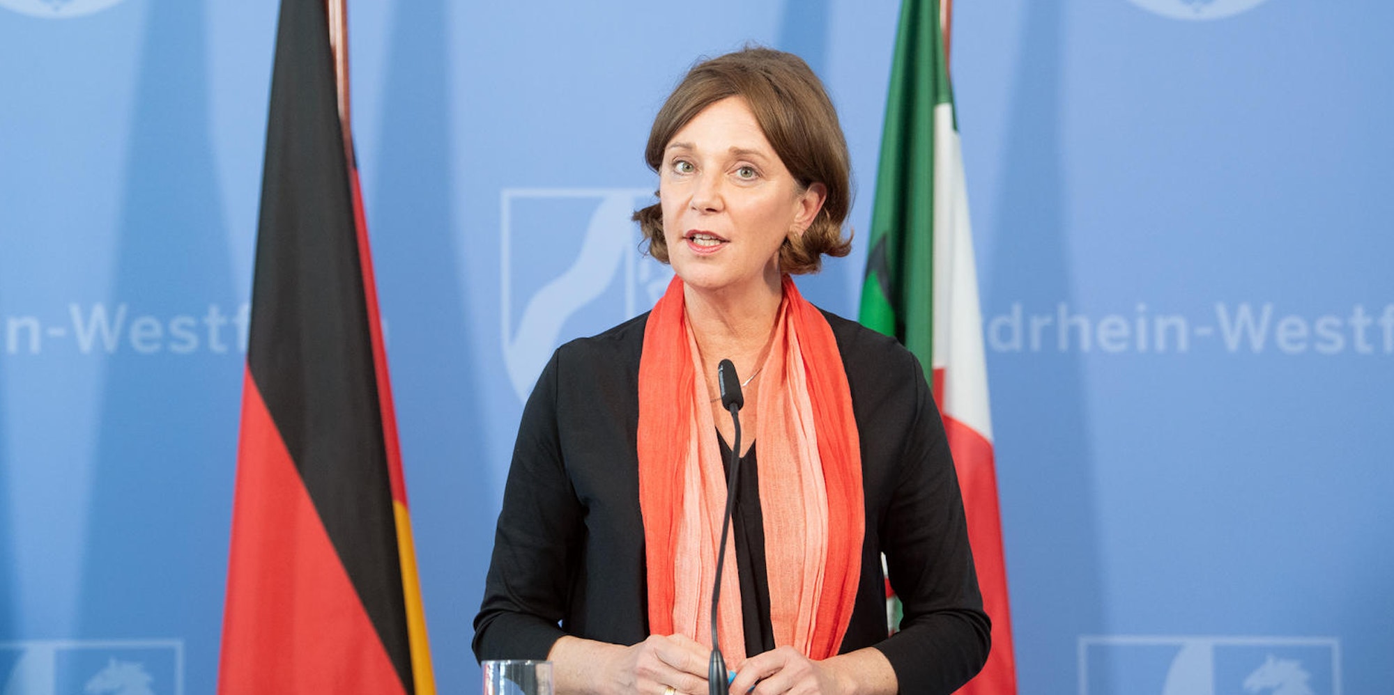 Schulministerin Yvonne Gebauer