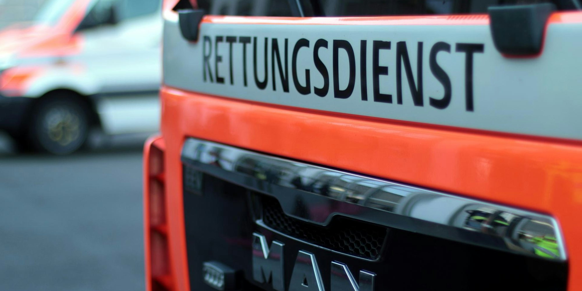 Feuerwehr Fahrzeug Rettungsdienst Krasniqi