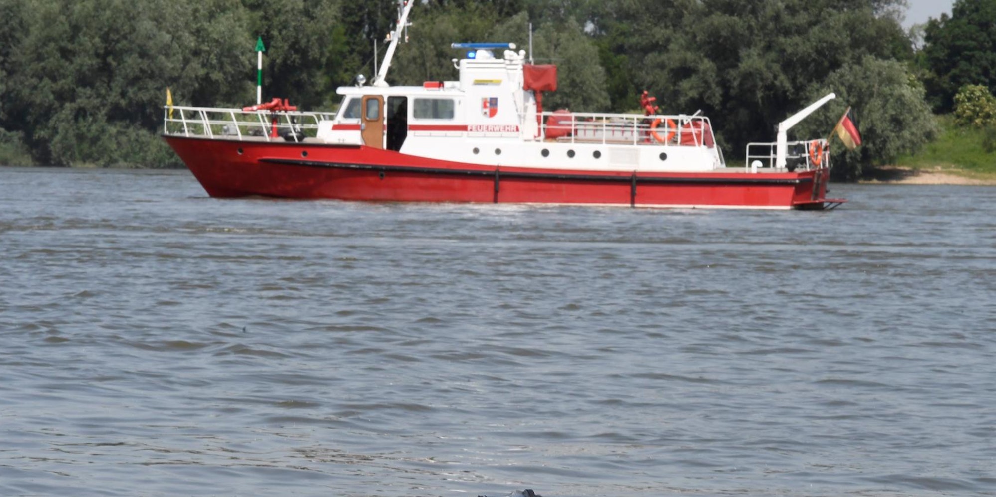 Rhein Polizei Feuerwehr