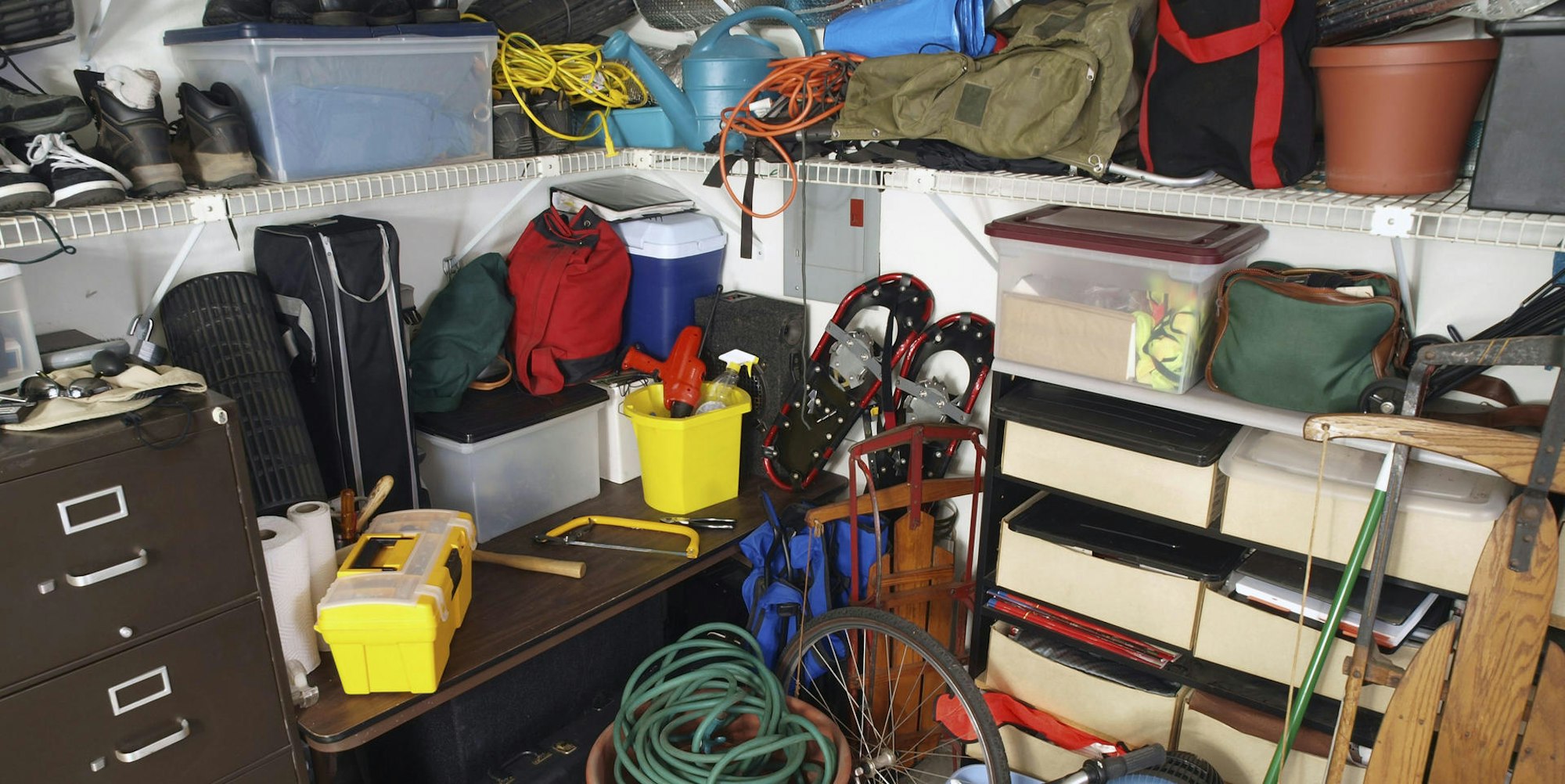 unaufgeräumte garage