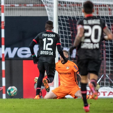 0AF497FE-6EA5-4A4D-9148-E4F99BE65804