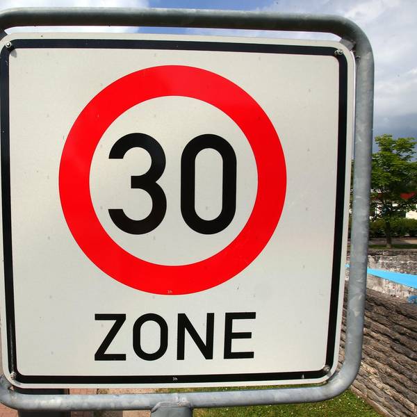 Tempo 30 Schild