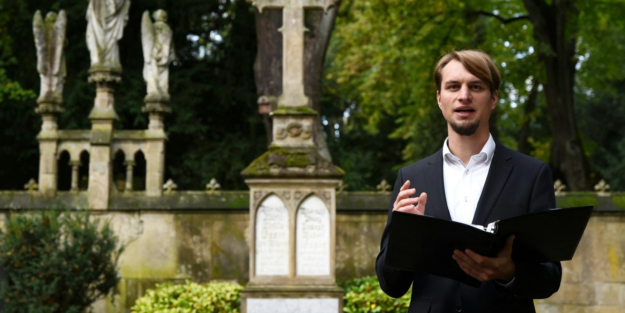 Simon Solde Trauerredner