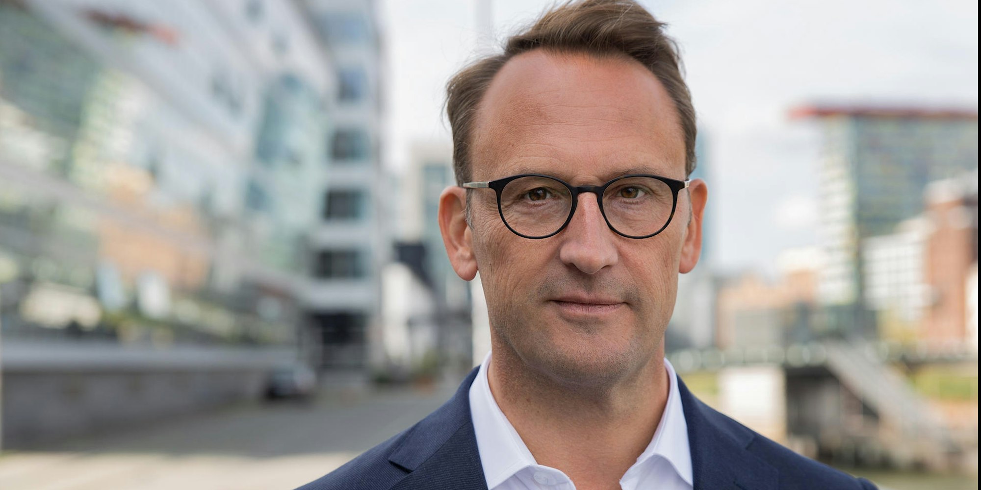 Tobias_Schmid_LFM_NRW