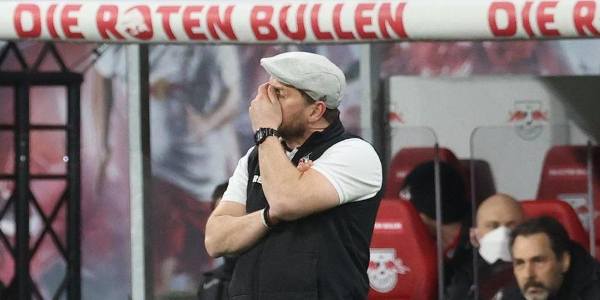 Baumgart HAnd im Gesciht