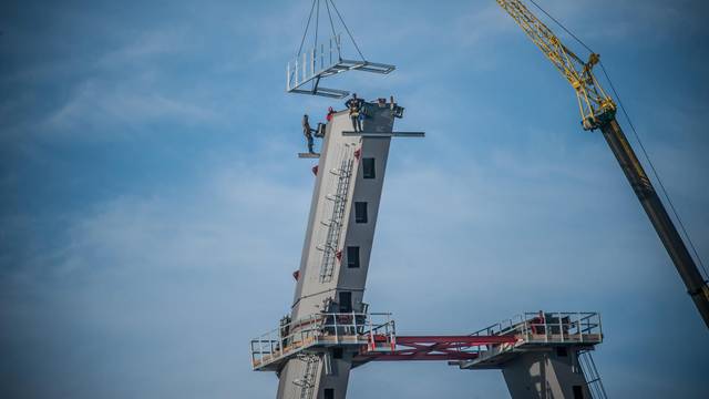 pylon_autobahnbruecke_rar_rle_10122022ALF_3767