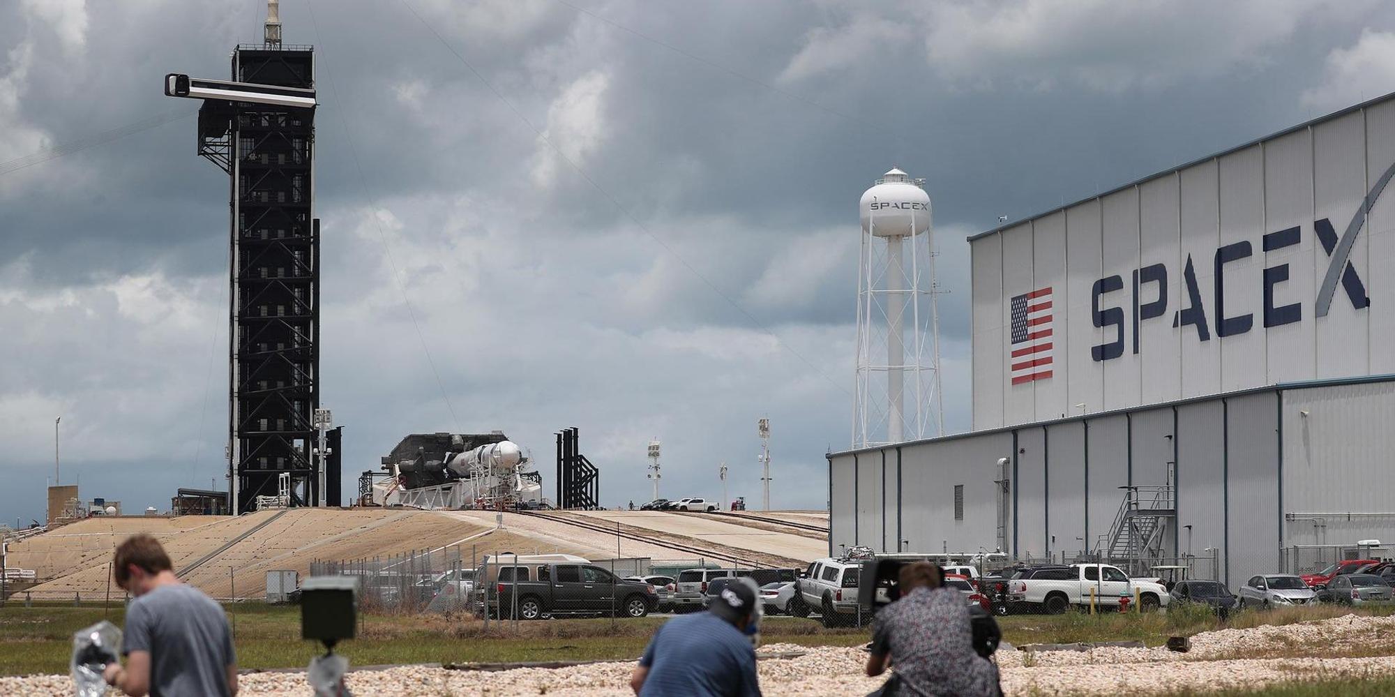 Space Cape USA NASA