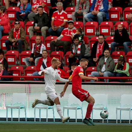 Union mit Zuschauern 1