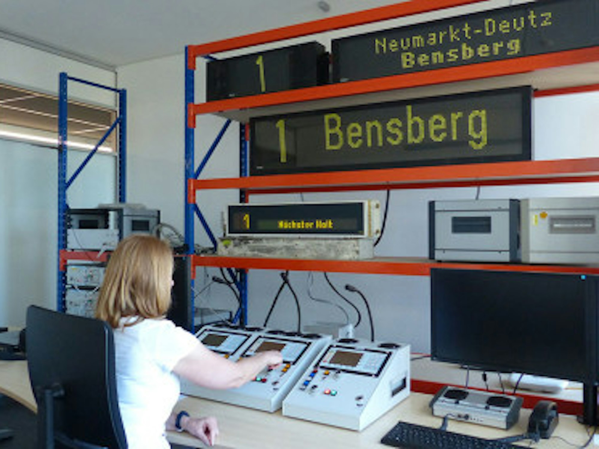 Header_Ansagen-400x280