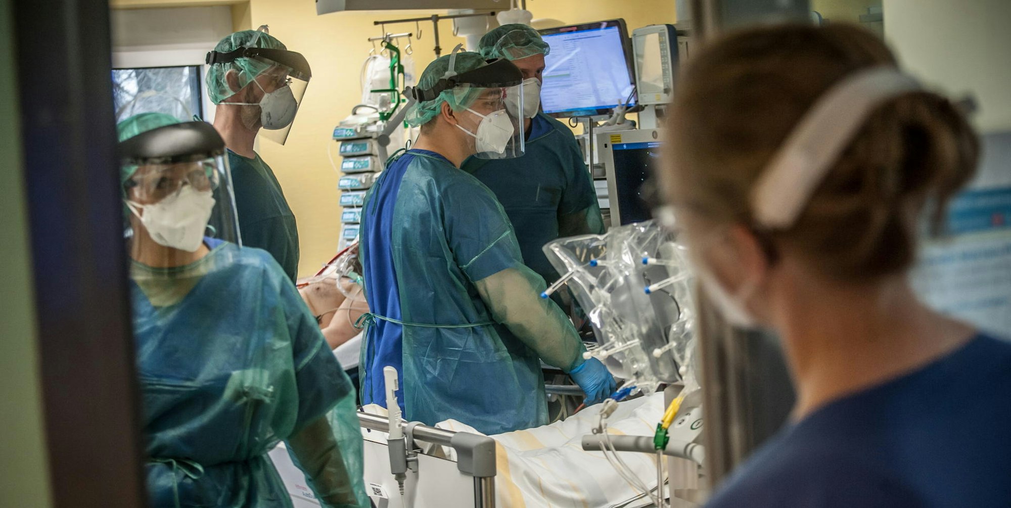 intensivstation_corona-_LE-leverkusen19042021ALF_0283