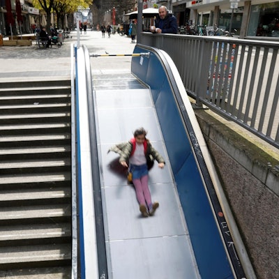 Rutsche Silver Surfer