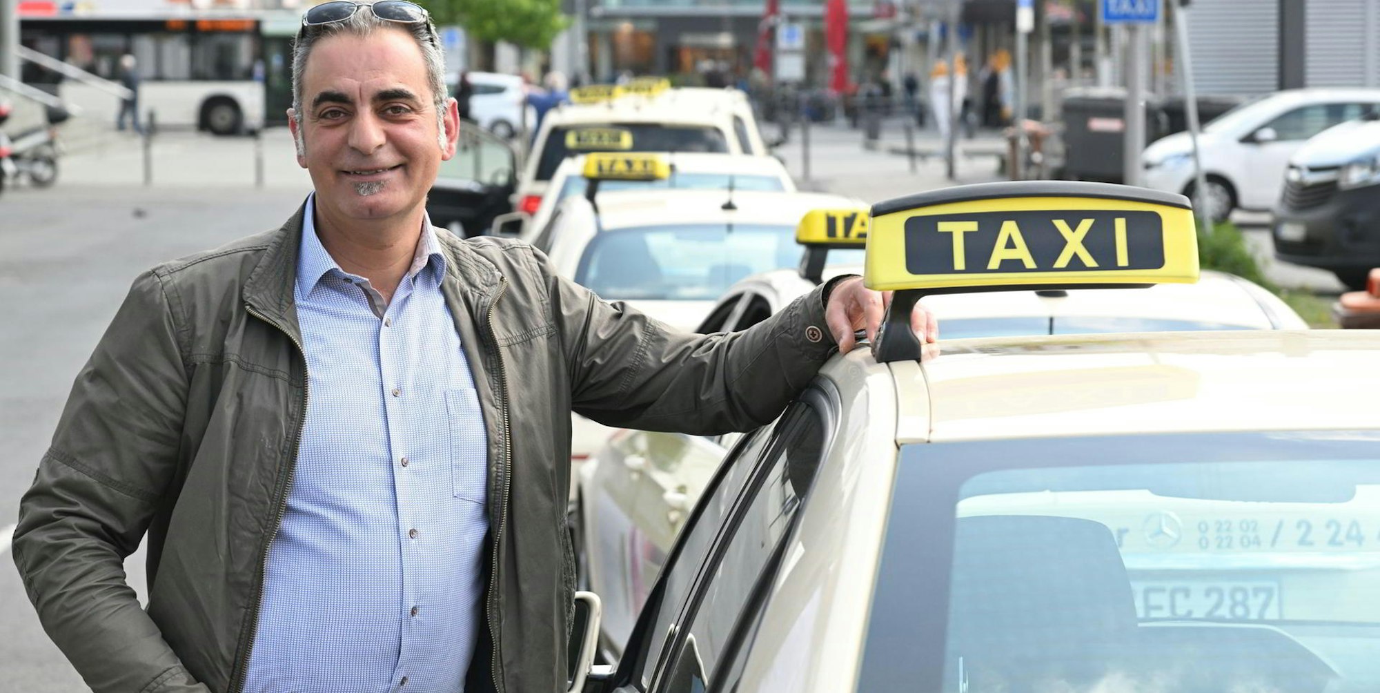 Gündüz Büyük Taxi 220422