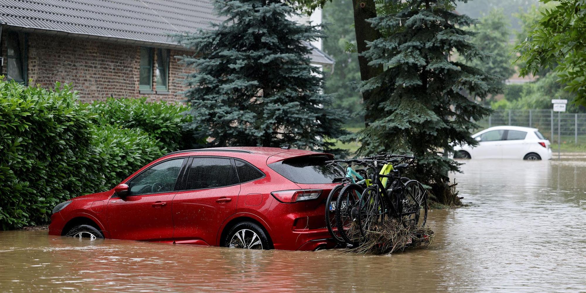 Auto im Wasser