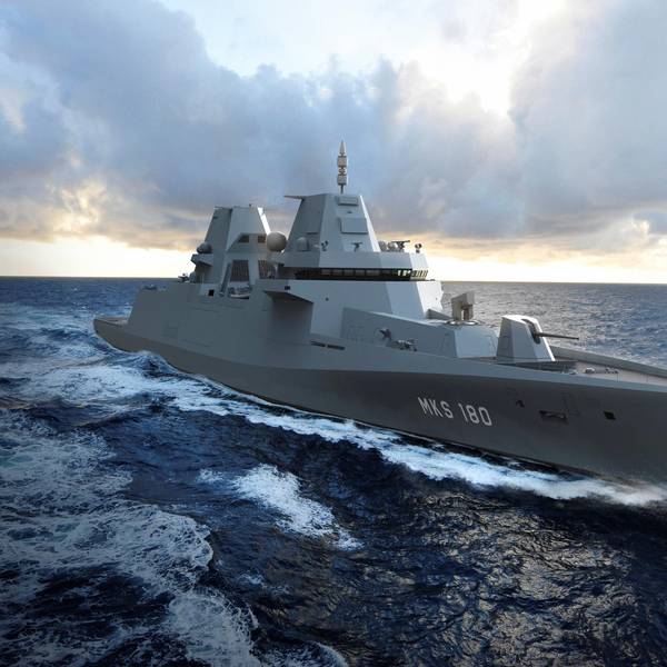 MKS 180 Kriegsschiff