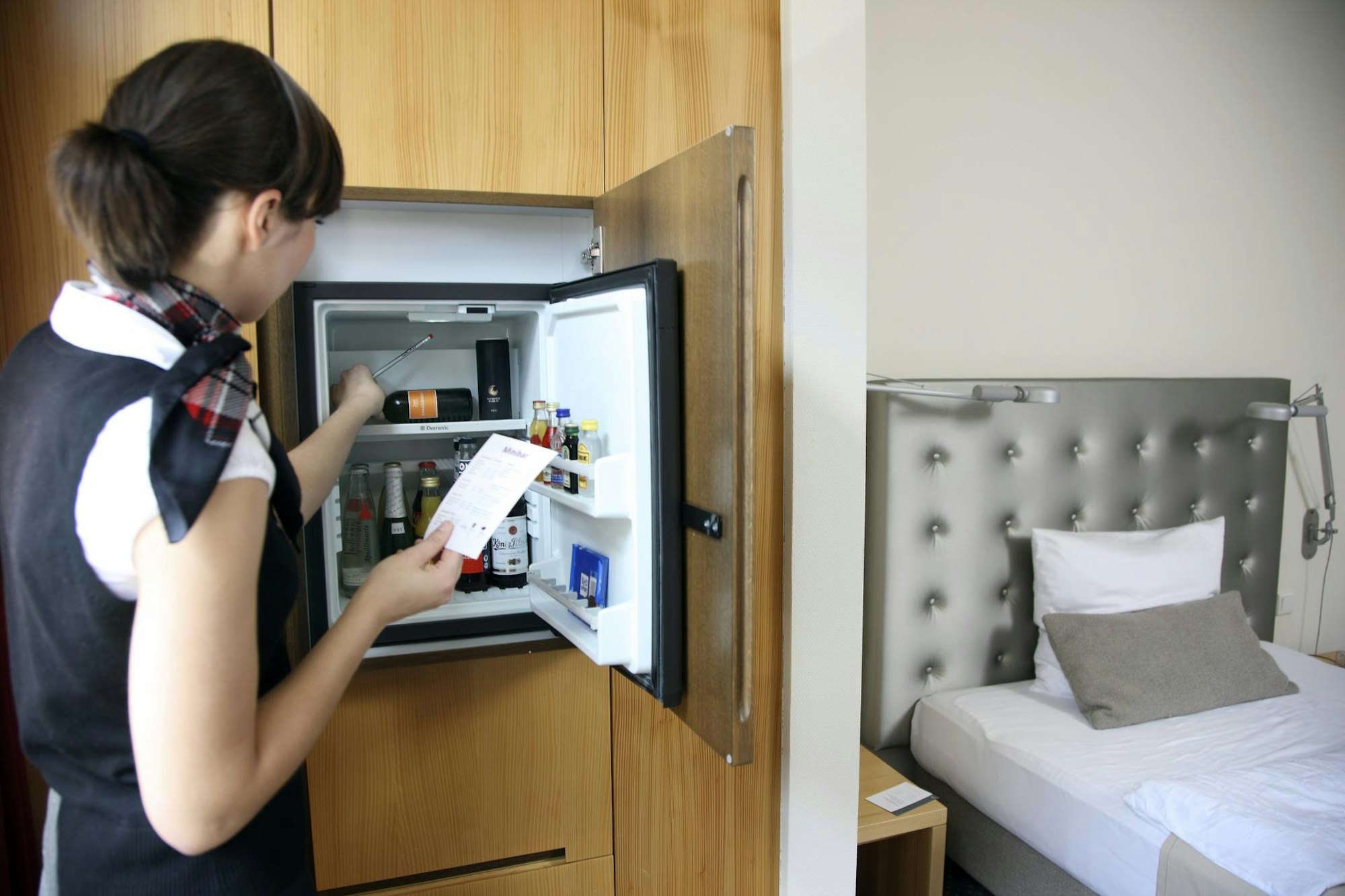 Zimmermädchen Minibar