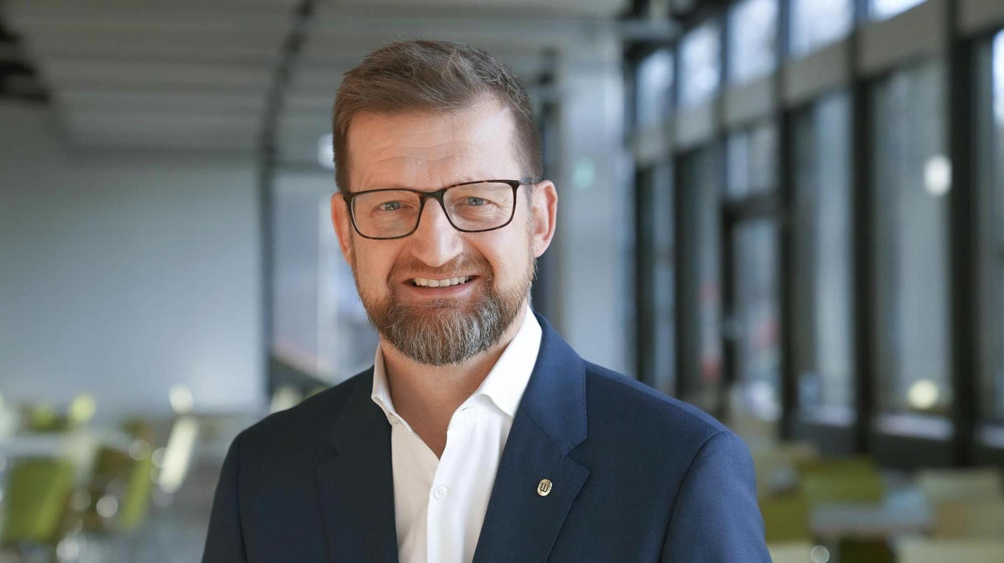 Jörg J. Schmitz ist der Leiter des Kölner Studierendenwerks.