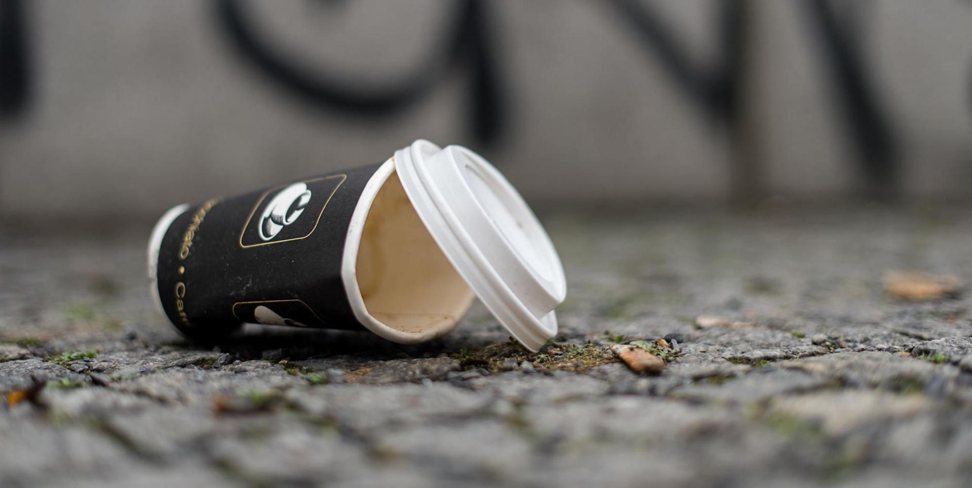 Müll Straße Symbolbild