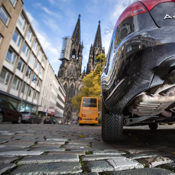 Abgase Köln HEINEKMAMP (1)