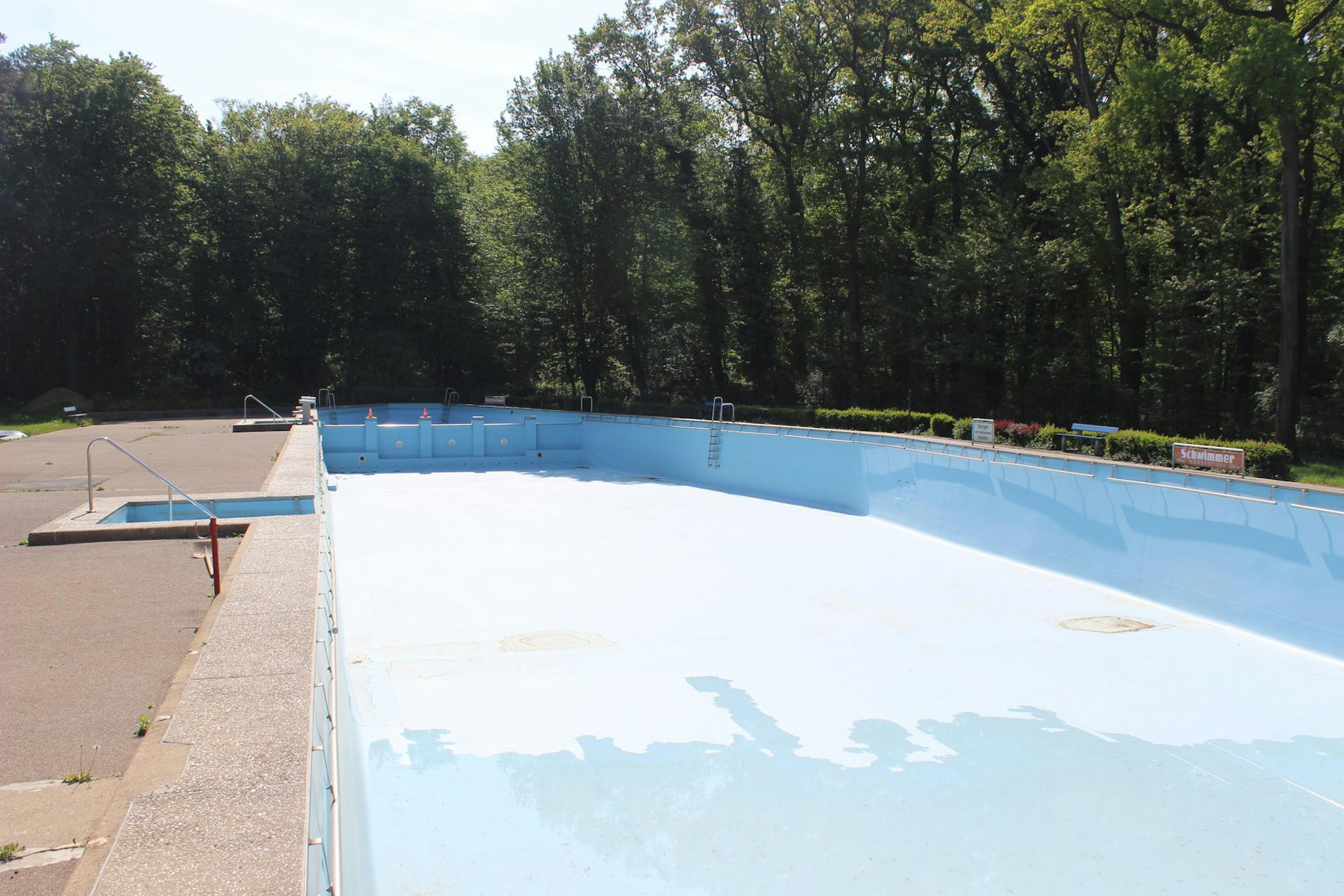 tobias-christ-waldbad-duennwald