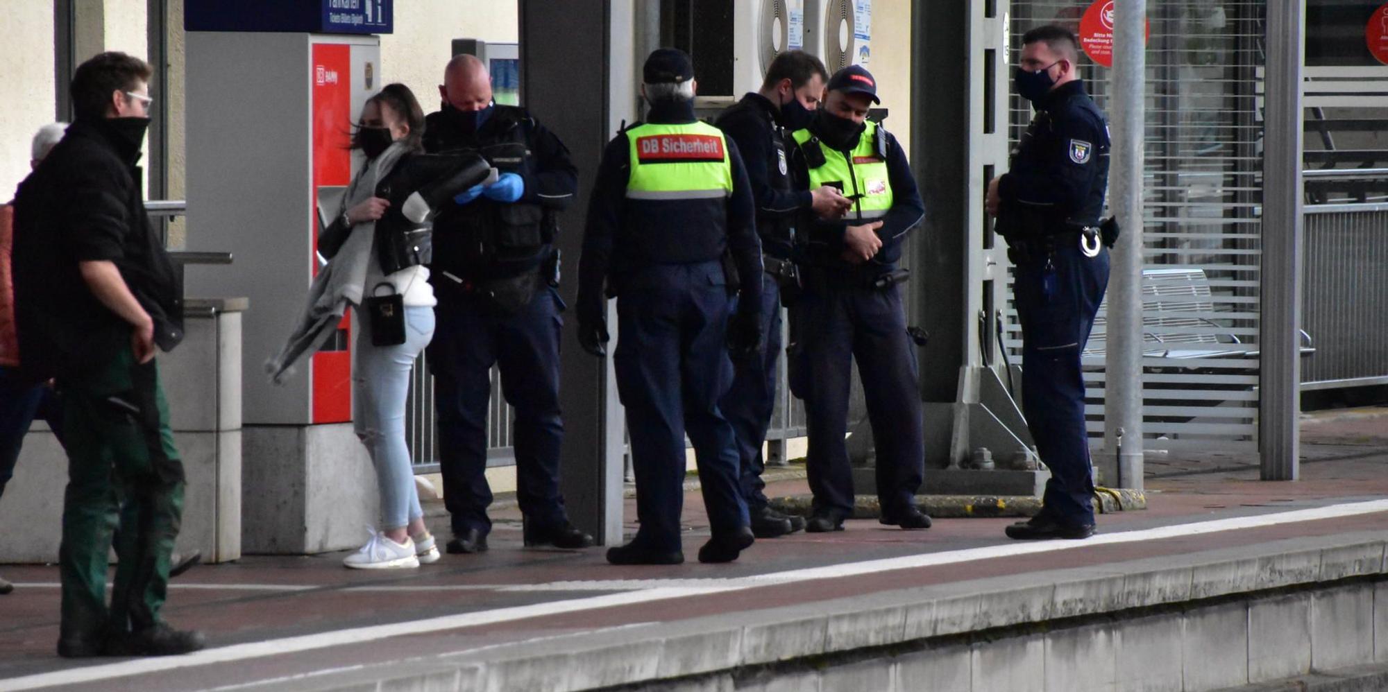 Maskenpflicht_Kontrolle