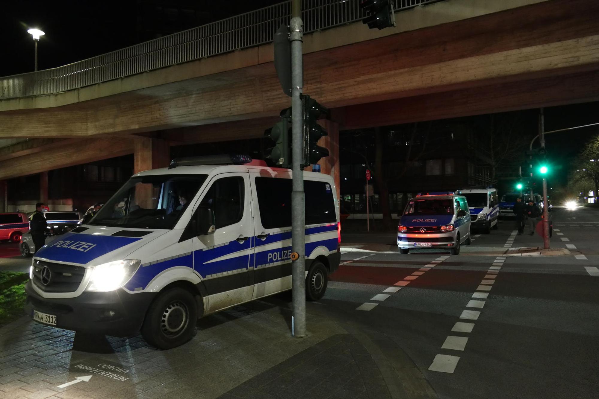 Polizei regelt (23)