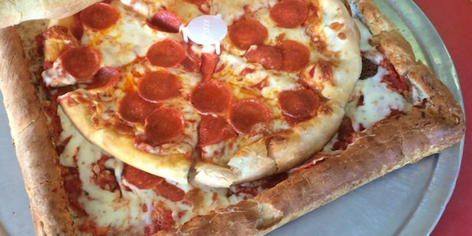 pizzakarton aus pizza