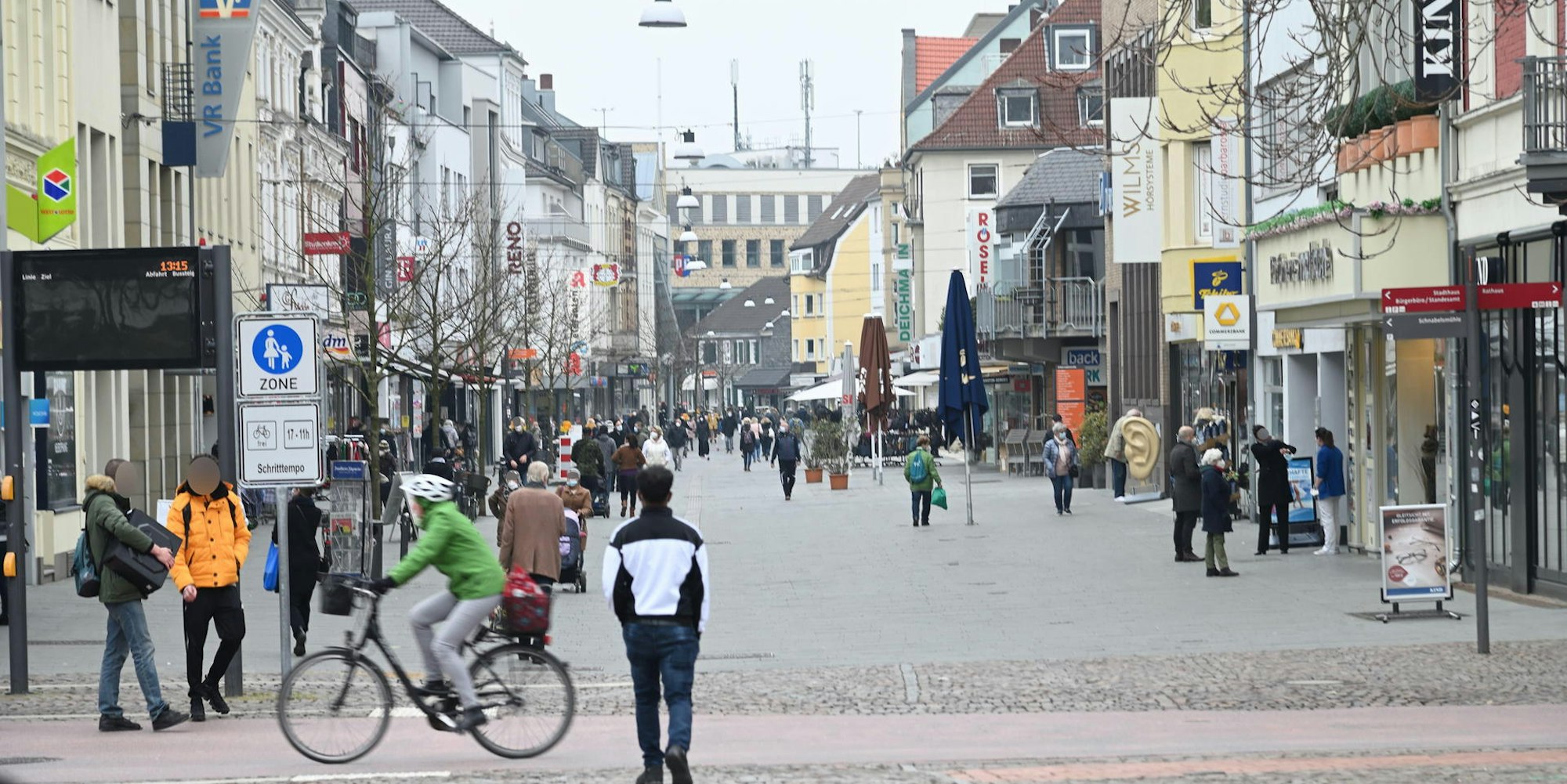 Innenstadt Fussgängerzone 080321