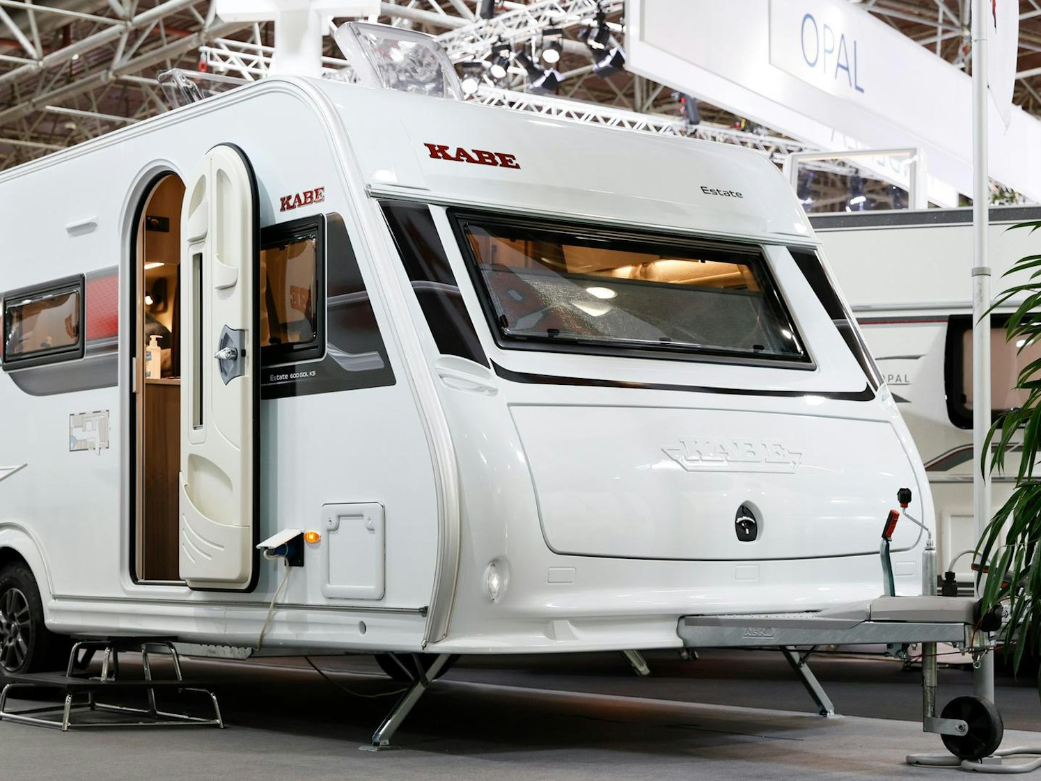 Caravan21Kabe