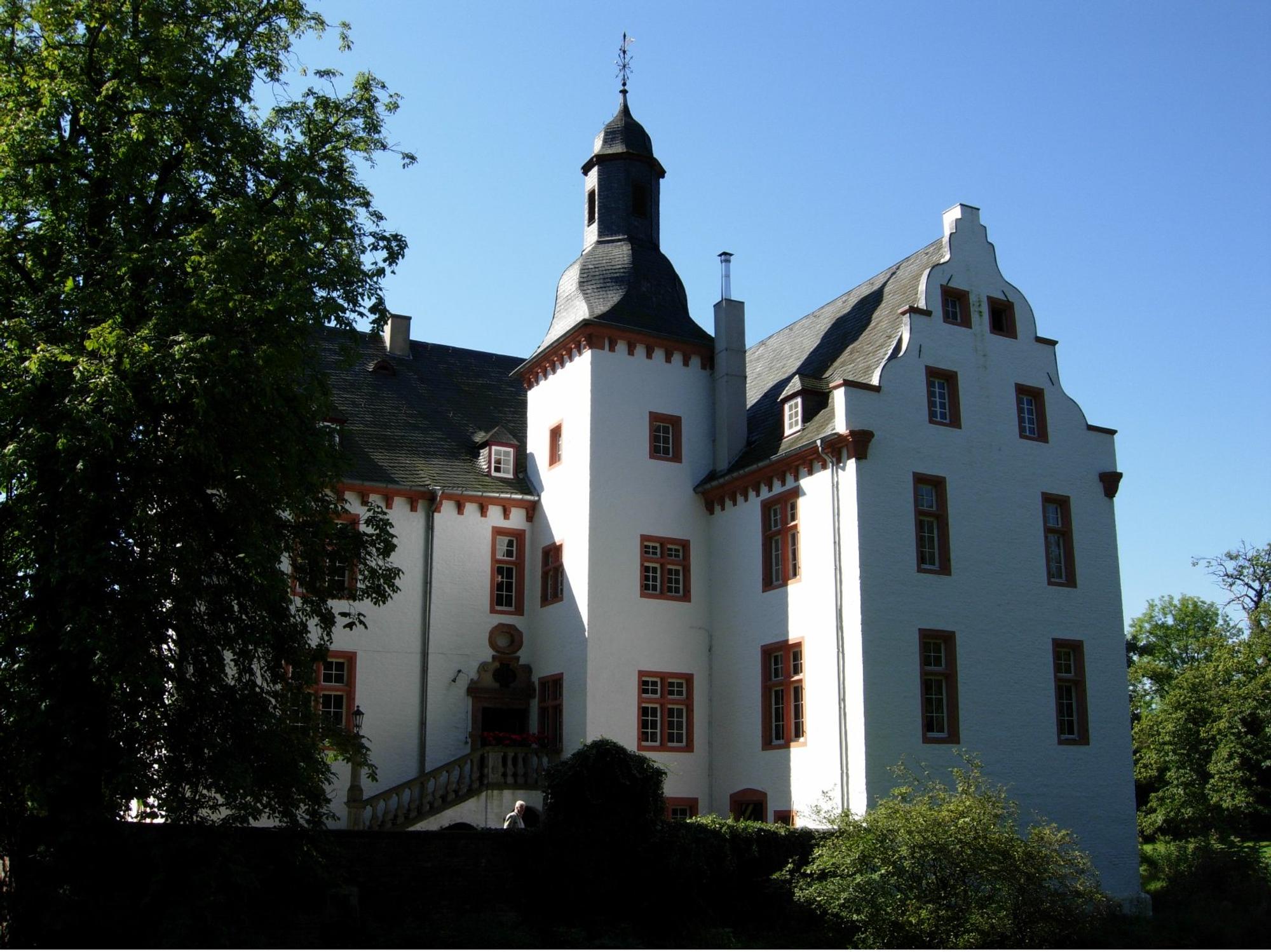 Burg Metternich Wiki Jotquadrat CC 2.0